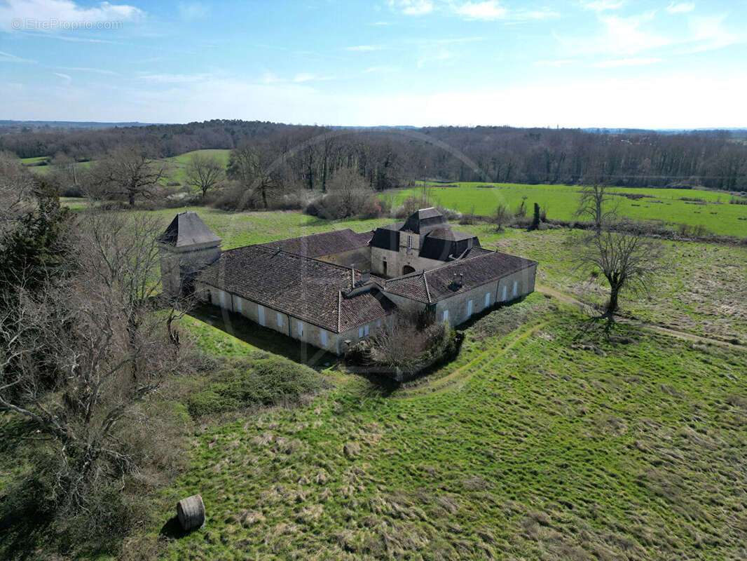 Maison à SAUVETERRE-DE-GUYENNE
