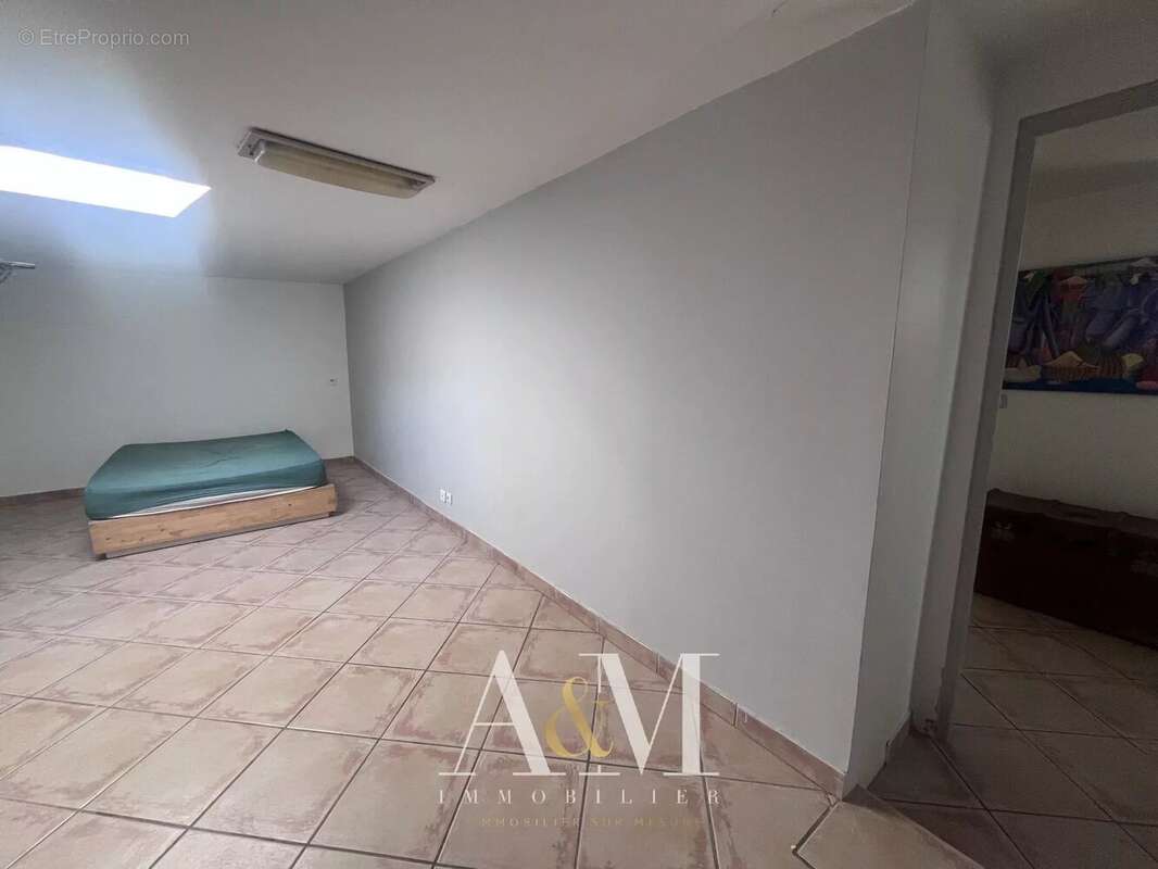 Mas 145 m² / 4262 m² - photo 12