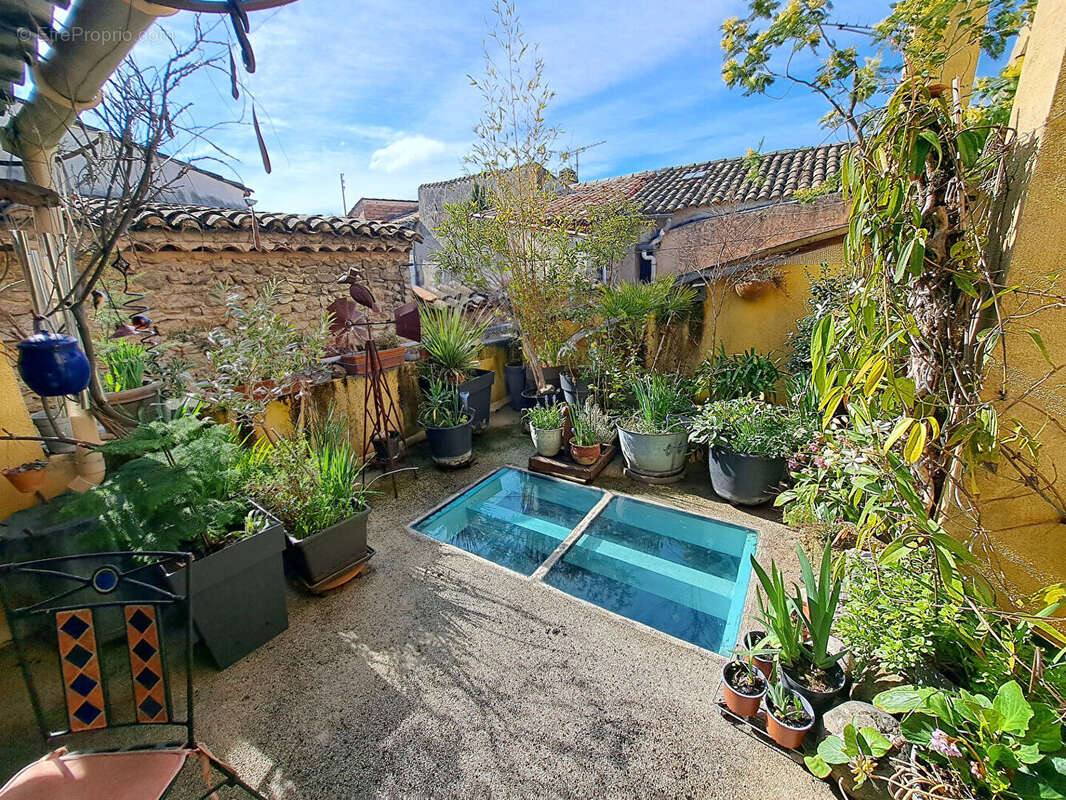 Maison à MALAUCENE