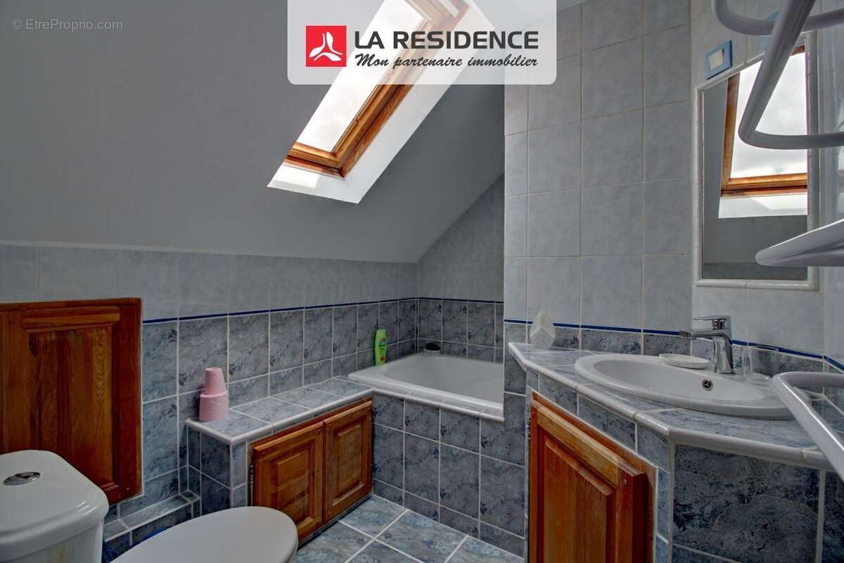 Maison à LES MUREAUX