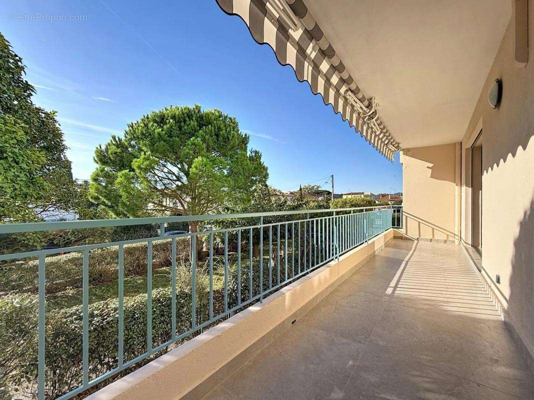 Appartement à FREJUS