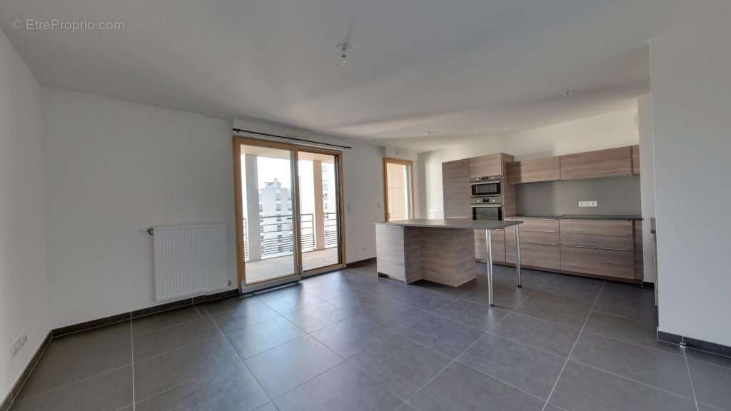 Appartement à LYON-4E