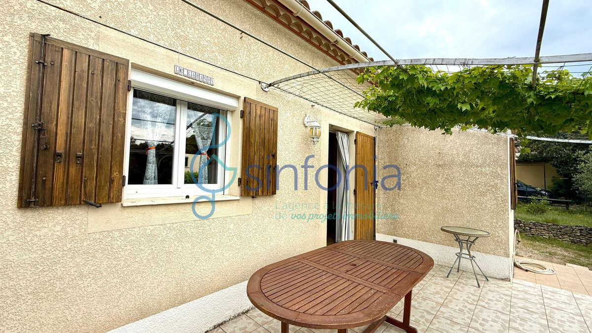 Maison à COLLIAS