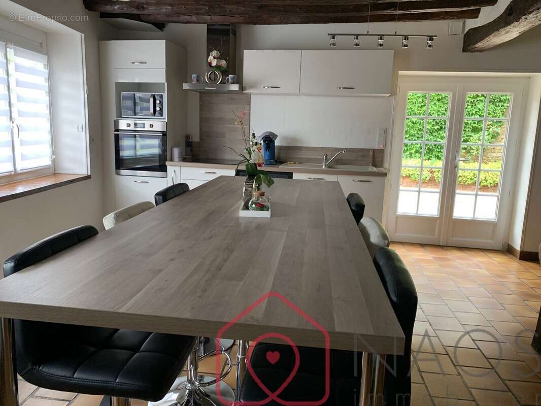 Maison 190 m² à Puiseaux  - photo 3