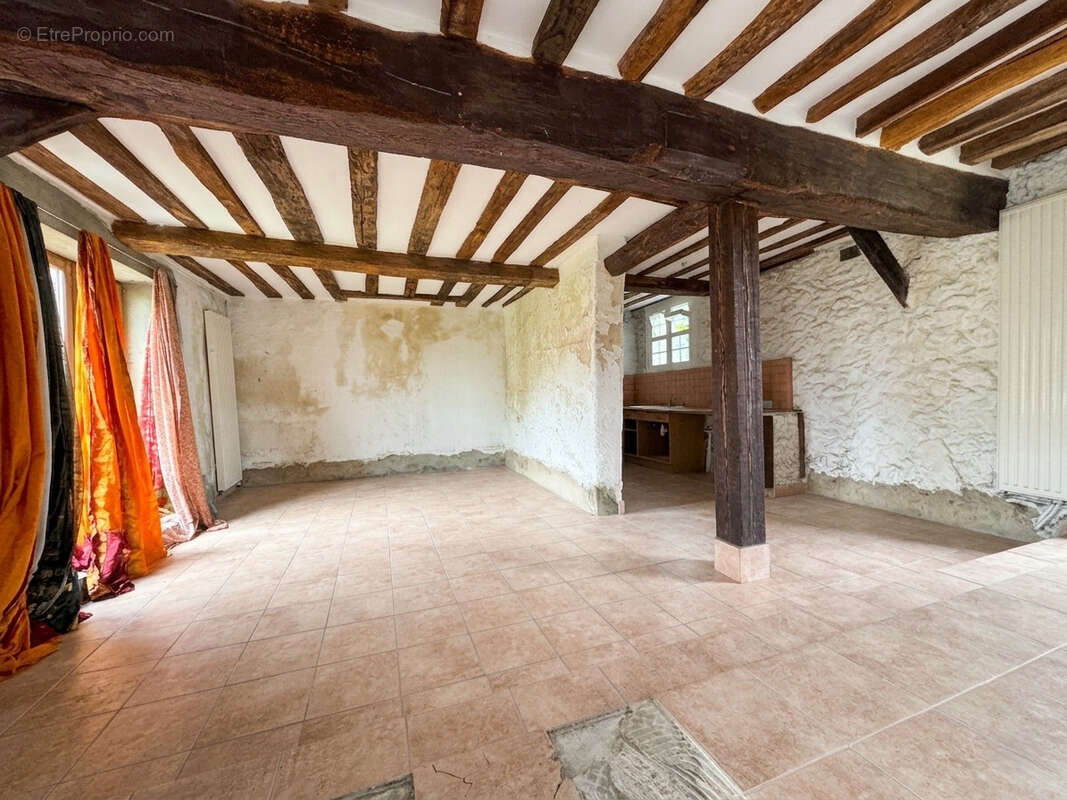 Maison à SERRIS