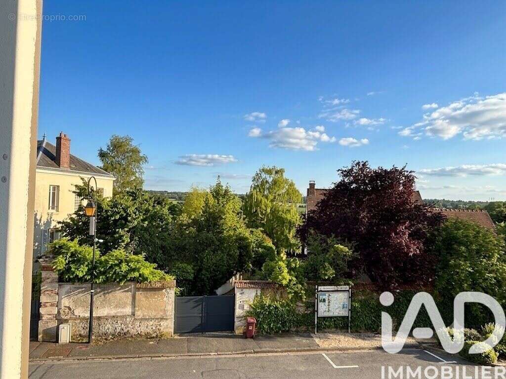 Photo 9 - Appartement à BUSSY-SAINT-GEORGES