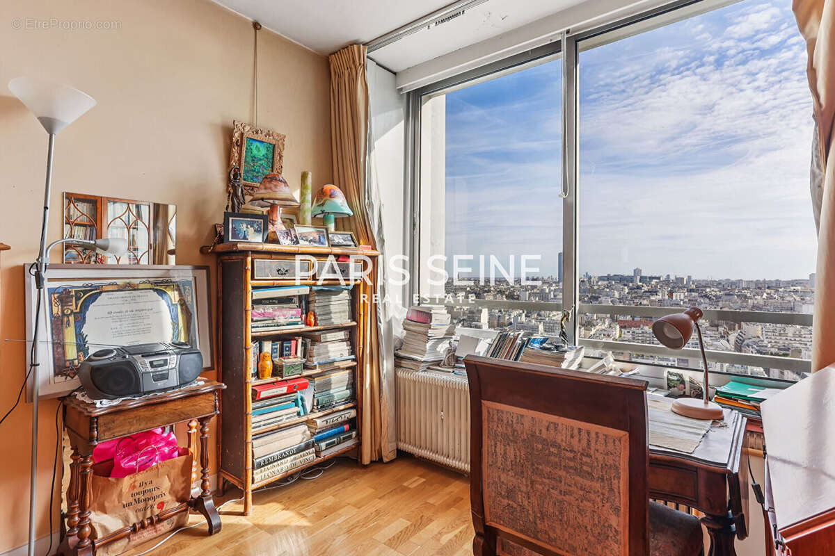 Appartement à PARIS-15E