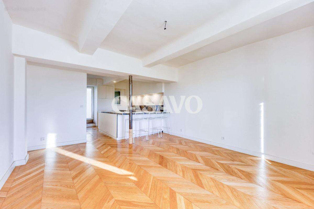 Vente Maison 5 pièces de 132m² - 13510 Éguilles - photo 7