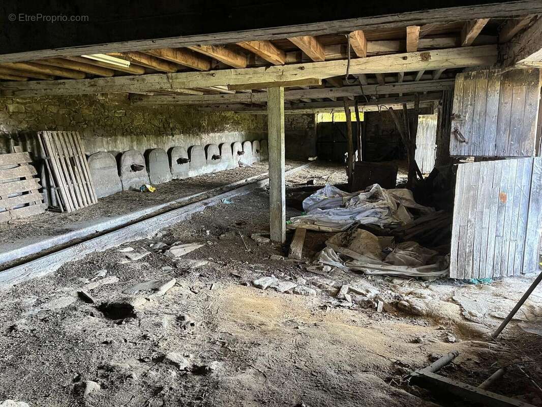 RDC - Maison à LATRONQUIERE