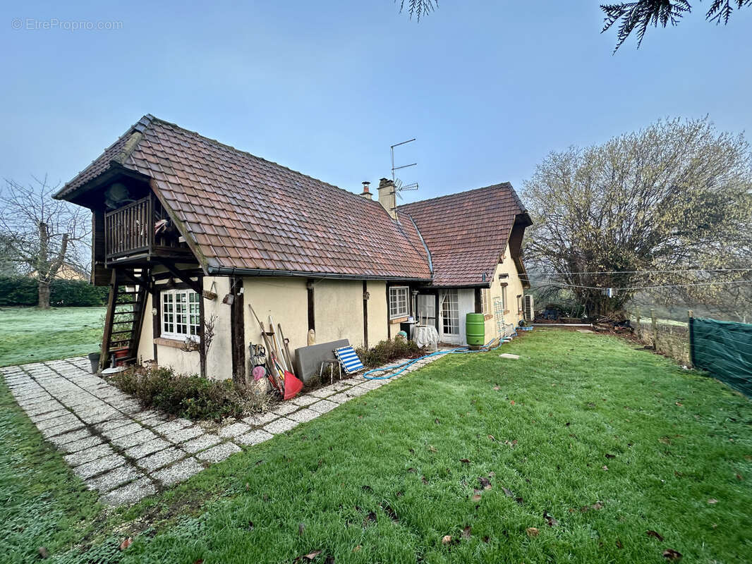 Maison à FREULLEVILLE