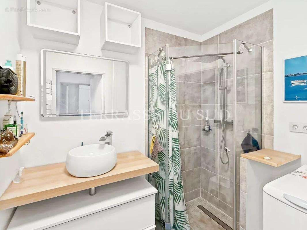 Appartement à MARSEILLE-9E