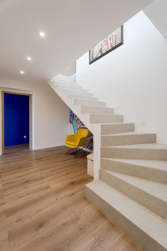 Maison à CARQUEIRANNE