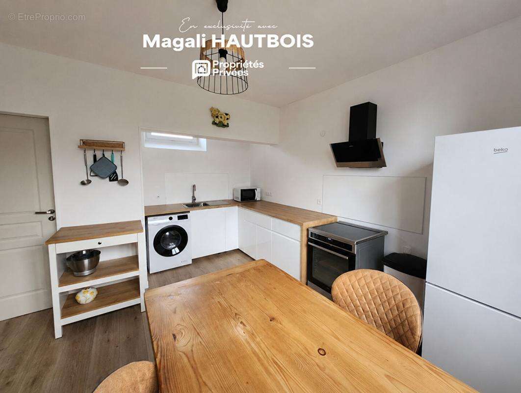 Maison Saint-Hilaire-Du-Harcouët 6 pièce(s) 110 m2 - photo 4