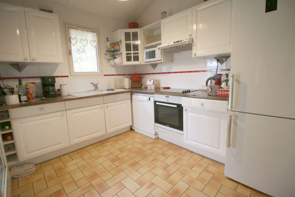 Maison à TOURRETTES