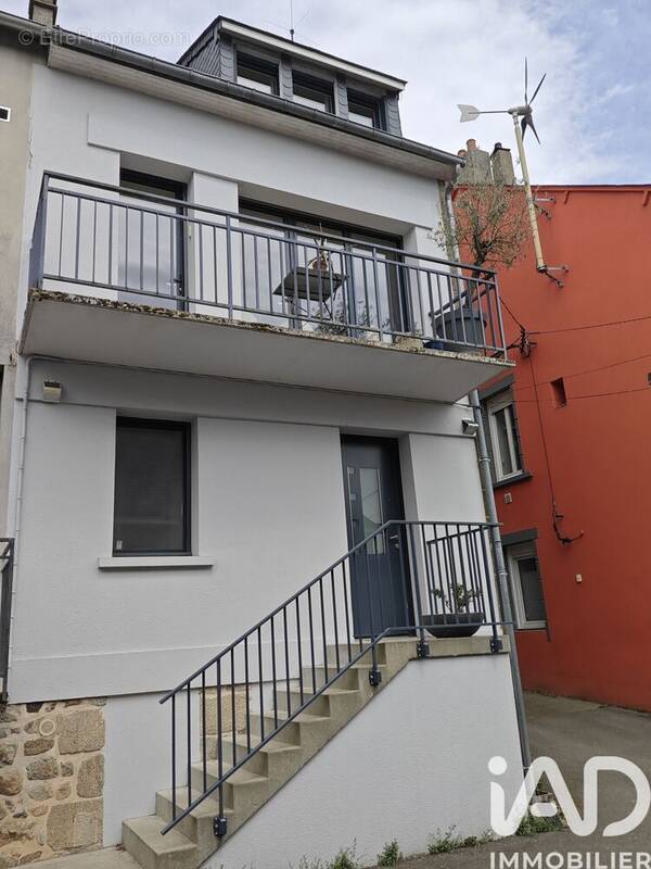 Photo 1 - Maison à VILLAINES-LA-JUHEL