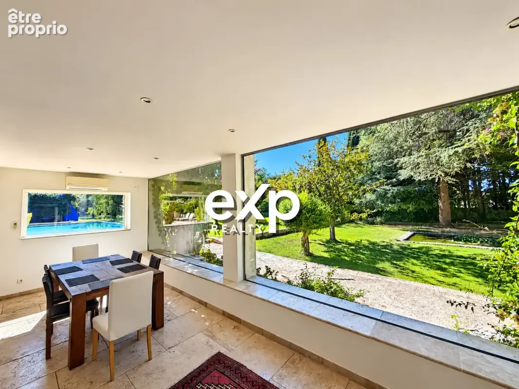 Maison 400 m² à Ollioules  - photo 8