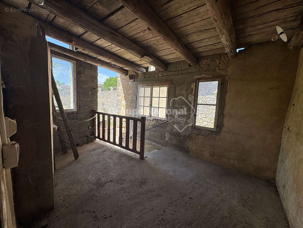 Maison de village en pierre au calme avec vue sur la campagne - photo 4