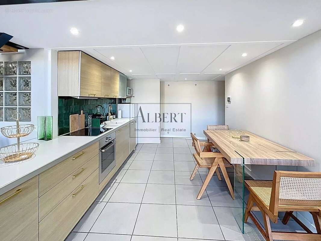 Appartement à VILLEFRANCHE-SUR-MER