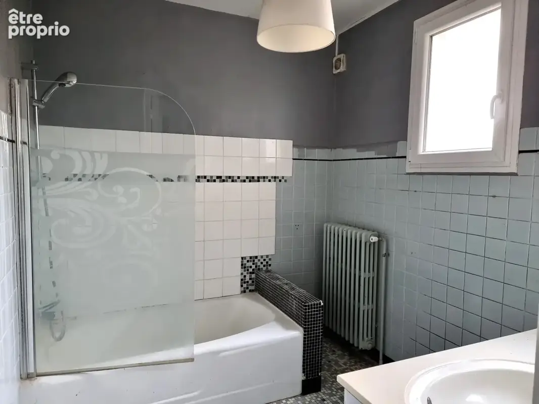 Vaux le penil bourg - maison a renover fort potentiel - garage - terrain 875m2 - photo 5