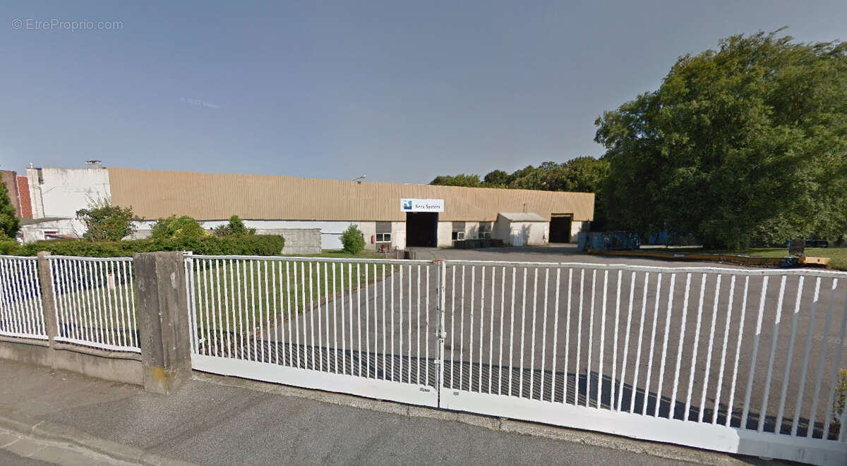 Commerce à FRESSENNEVILLE