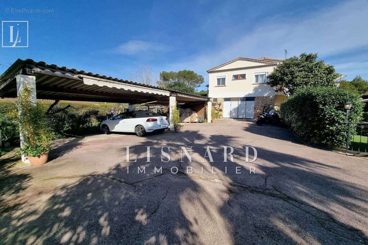 Maison 262 m² à Mougins  - photo 2