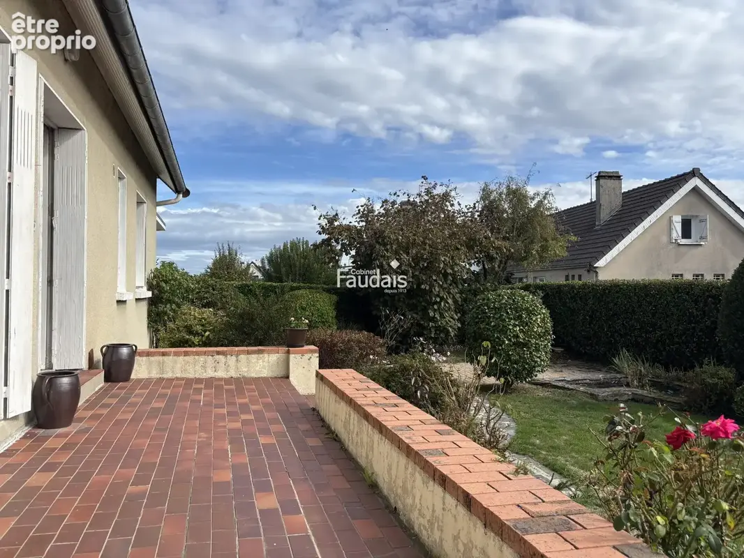 Maison 7 pièces 135 m² à vendre à Agneaux (50180) - photo 2