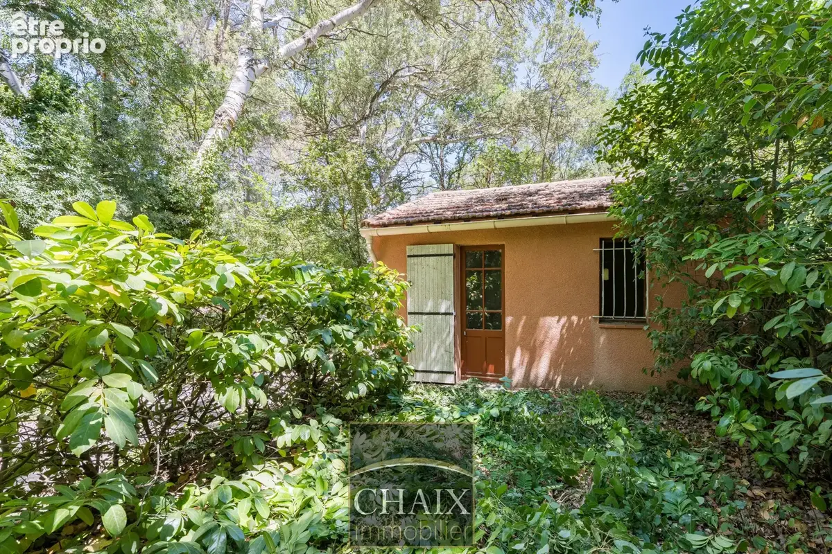 Pour amoureux de calme, de nature et de campagne, Auriol, villa de plain-pied avec piscine et sous-sol - photo 13