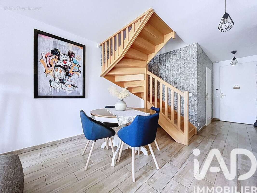 Photo 3 - Maison à ENNERY