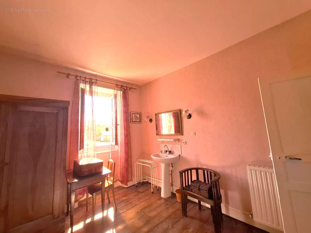 Maison à TARDETS-SORHOLUS