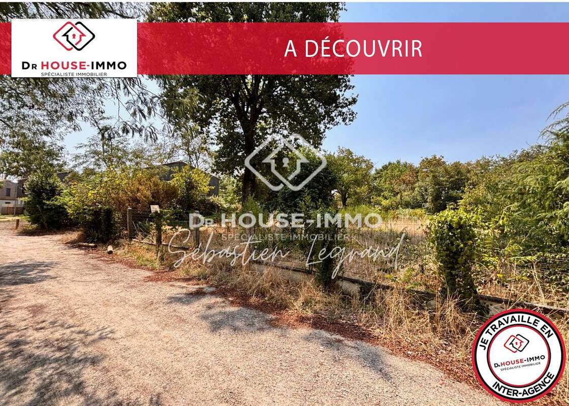 Terrain à PAREMPUYRE