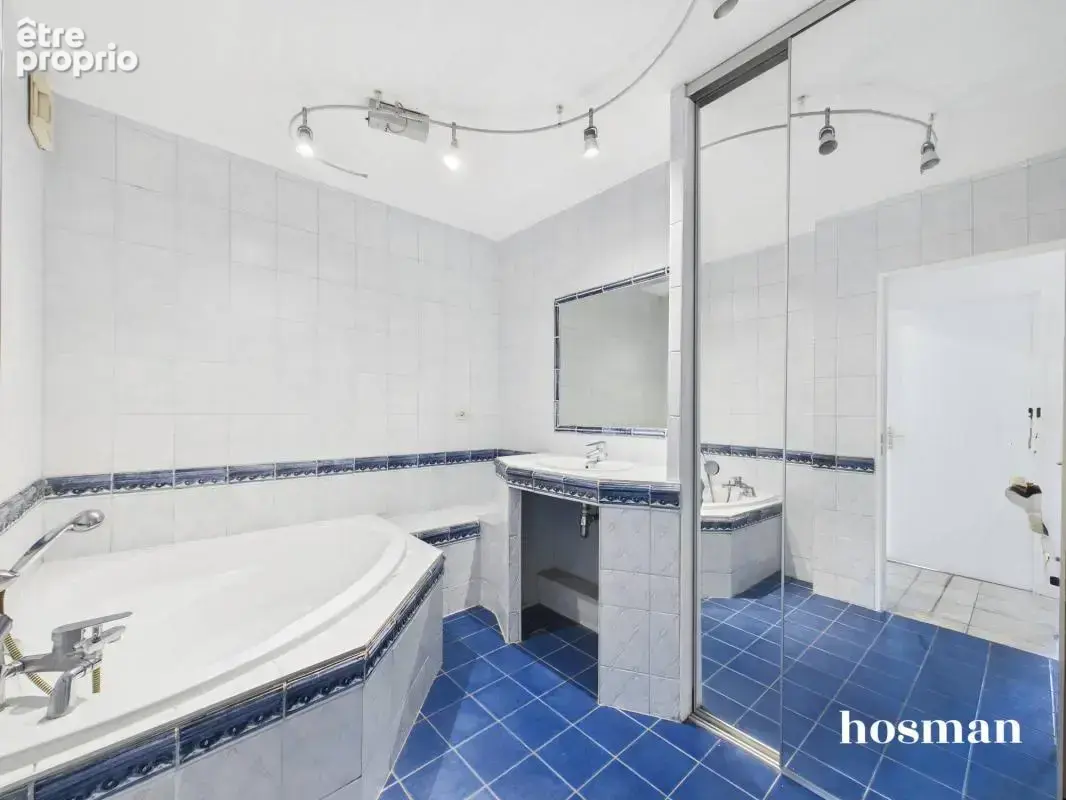 Bel et spacieux appartement familial T4/T5 de 119m2, traversant, avec balcon sur jardin et stationnement – Montchat, Lyon 3e - photo 13