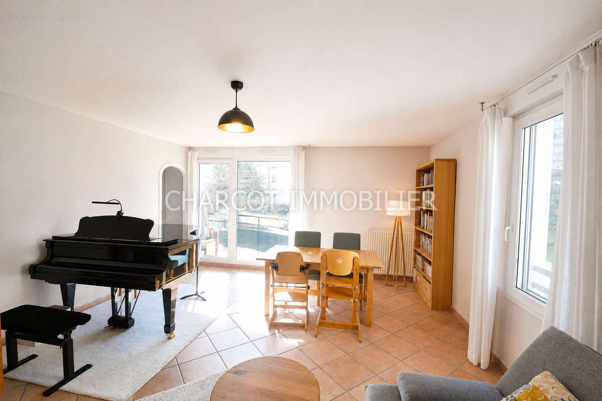 Appartement à LYON-9E