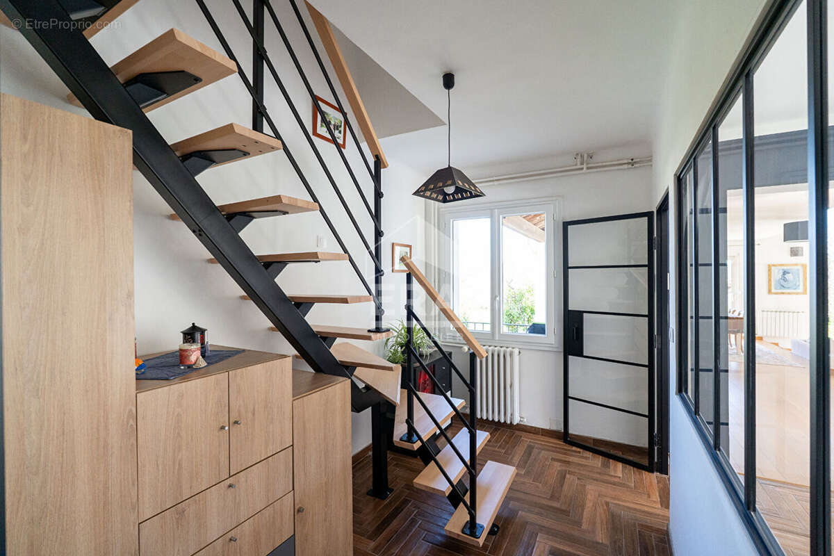Maison à CABRIES