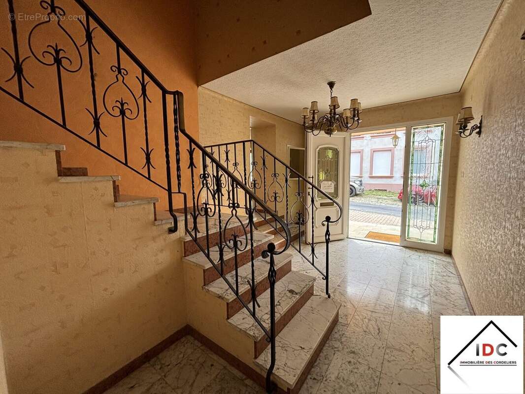 Maison 202 m² à Sarrebourg  - photo 3