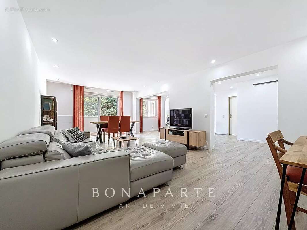 Gex centre - appartement lumineux renove - photo 4