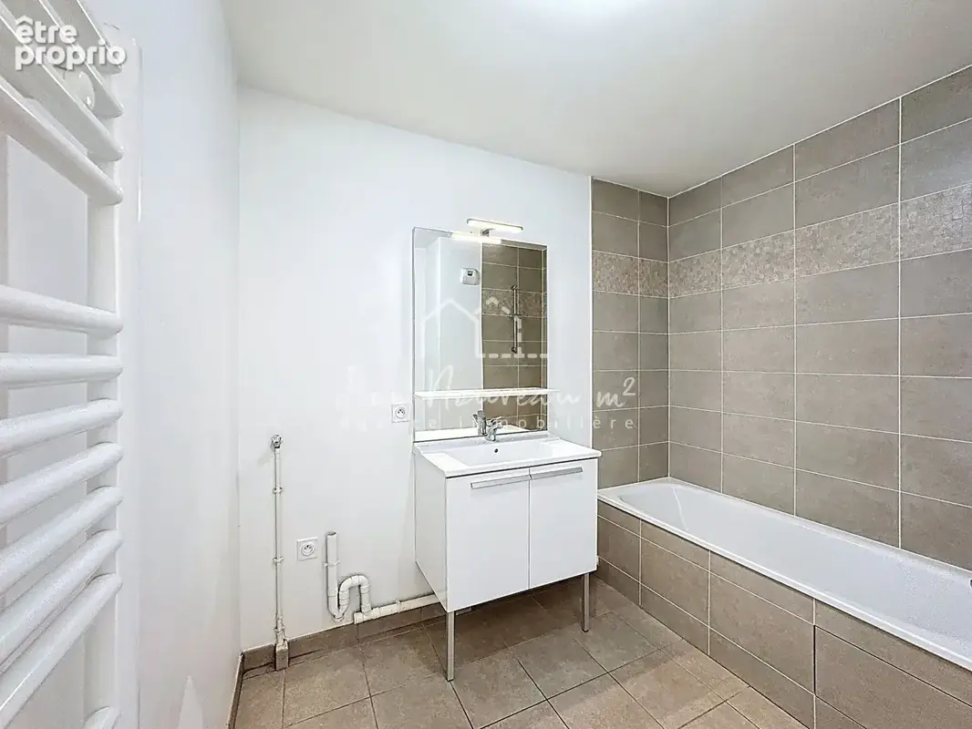 Dernier etage avec balcon - photo 6