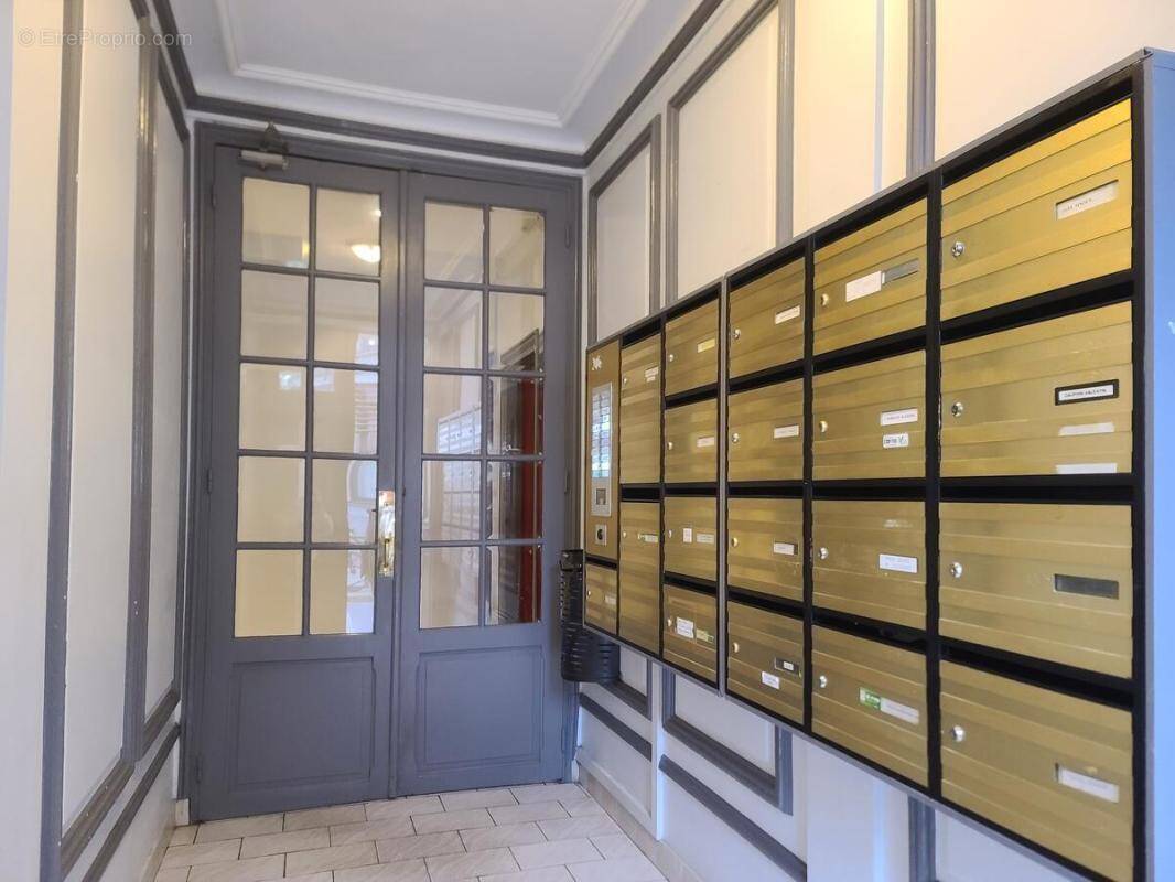 Appartement à ASNIERES-SUR-SEINE