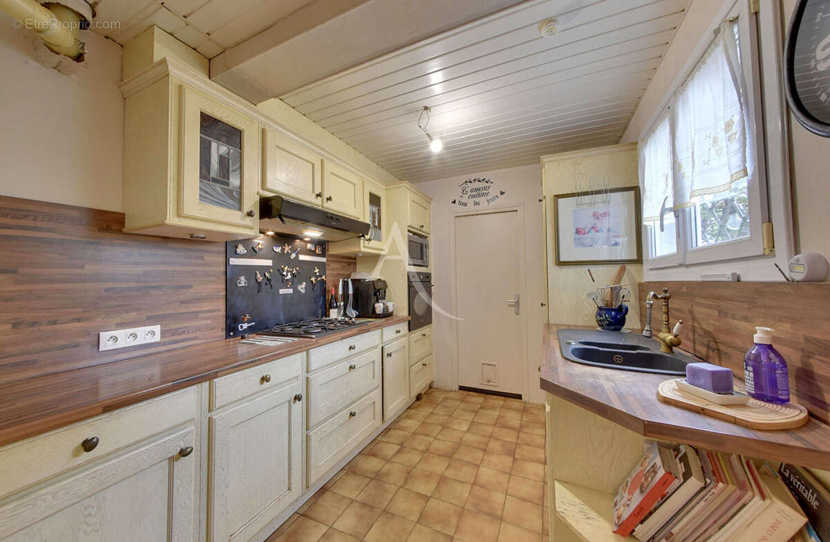 Maison à OZOIR-LA-FERRIERE