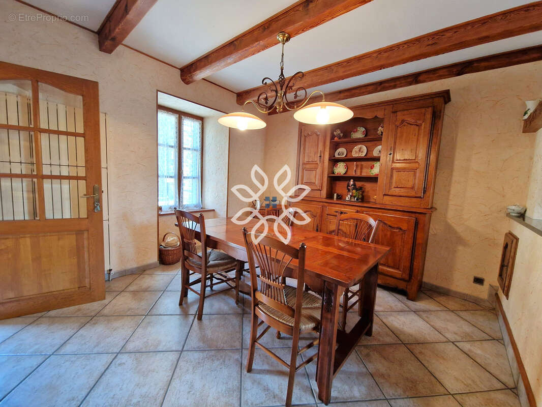 Maison à PEYRUSSE