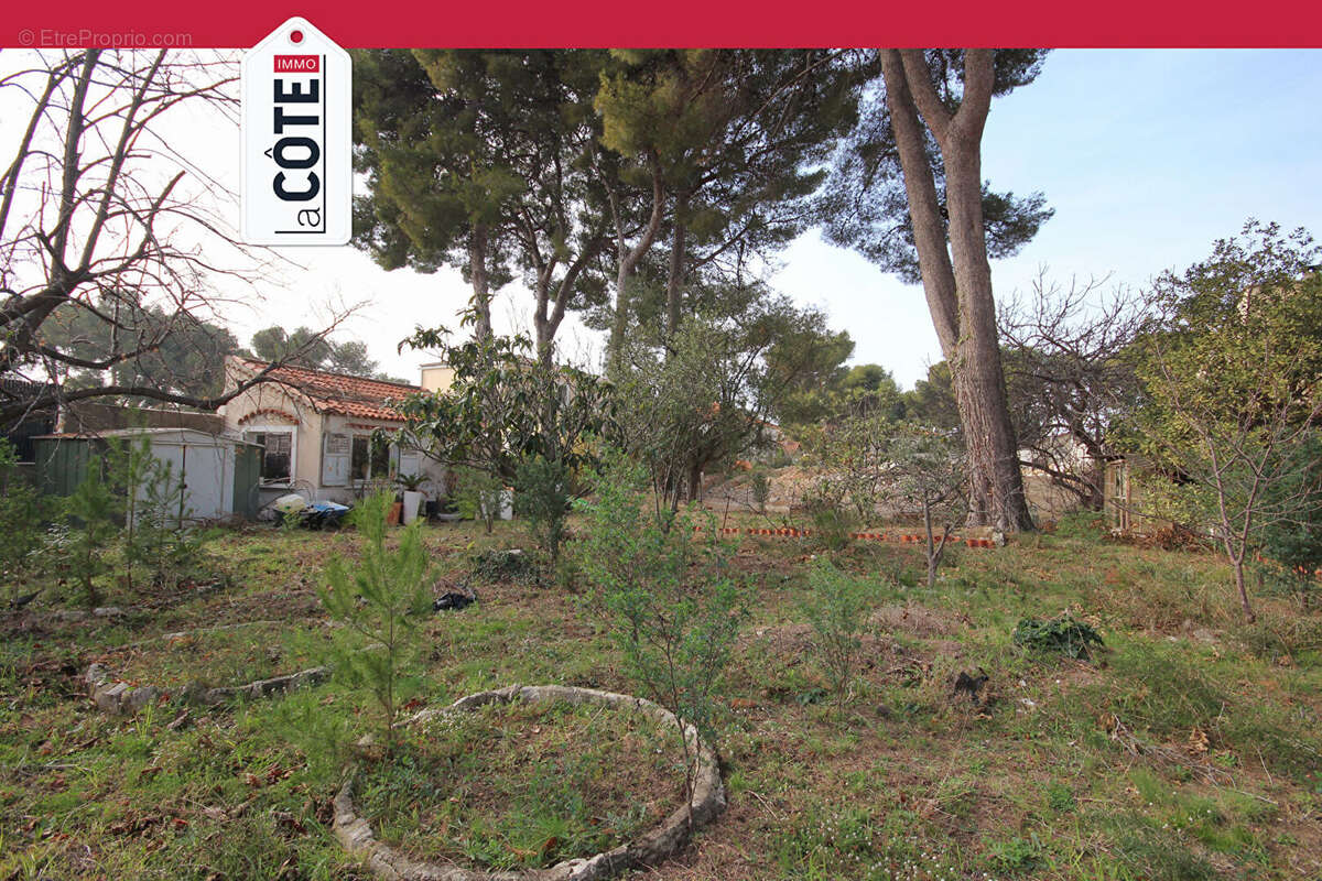 Terrain à CARRY-LE-ROUET