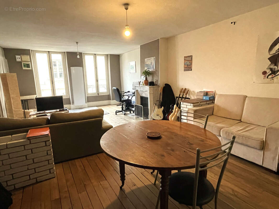 Dpt Yonne (89), à vendre AUXERRE appartement T3 en centre-ville - photo 3