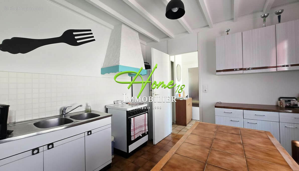Maison 89 m² à Saint-Germain-Du-Puy  - photo 4