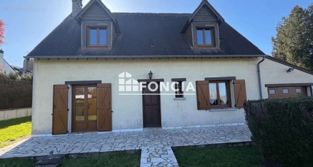 Maison à PARIGNE-LE-POLIN