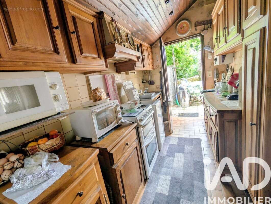 Maison 91 m² à La Porcherie  - photo 7