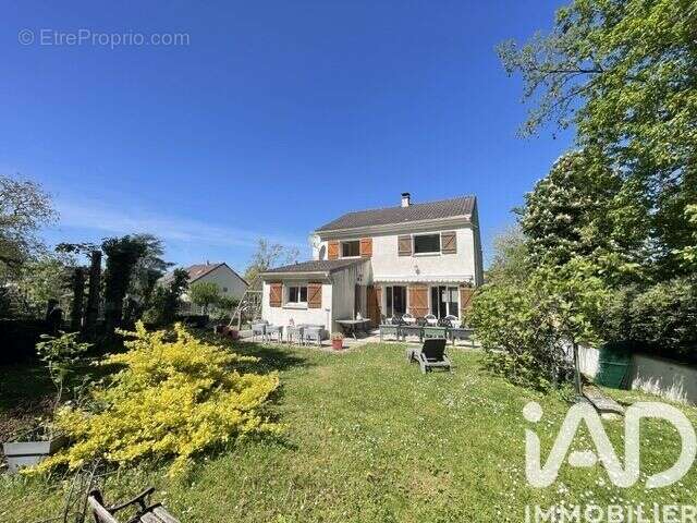 Photo 2 - Maison à COUBRON