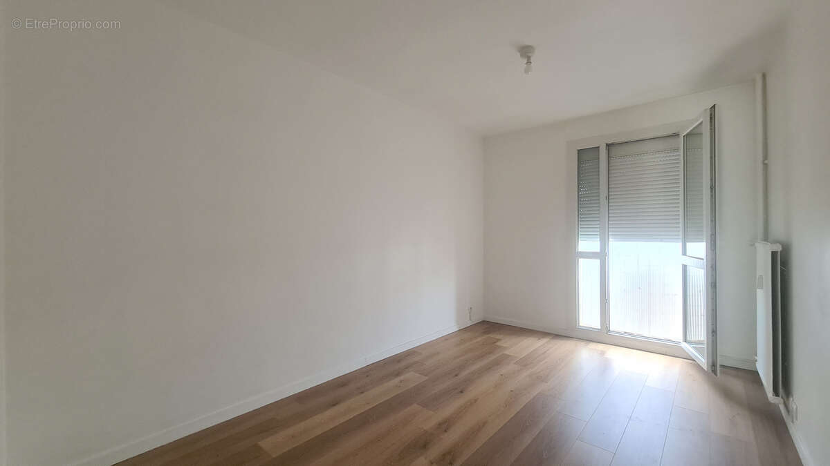 Appartement à THIAIS