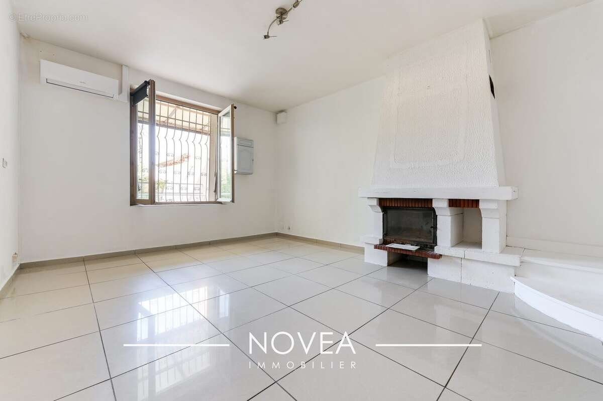 Maison 110 m² à Villeurbanne  - photo 5