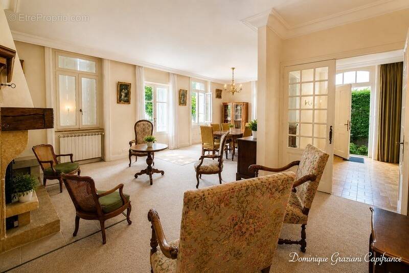 Appartement à AUREC-SUR-LOIRE