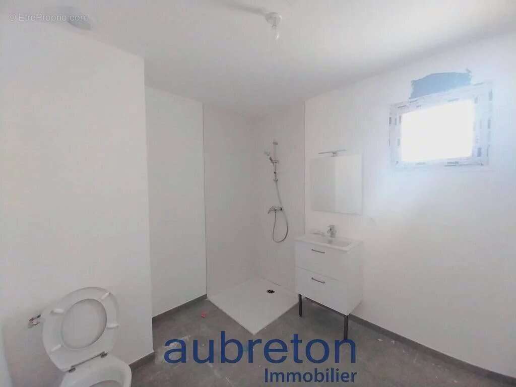 Maison à COGNIN-LES-GORGES