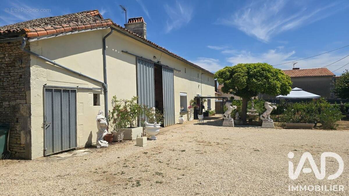 Photo 1 - Maison à BLANZAY